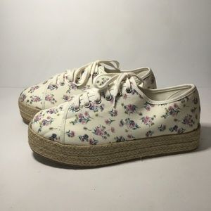 Torrid Women’s Floral Espadrille Platform Sneakers Size 12 W NWOB